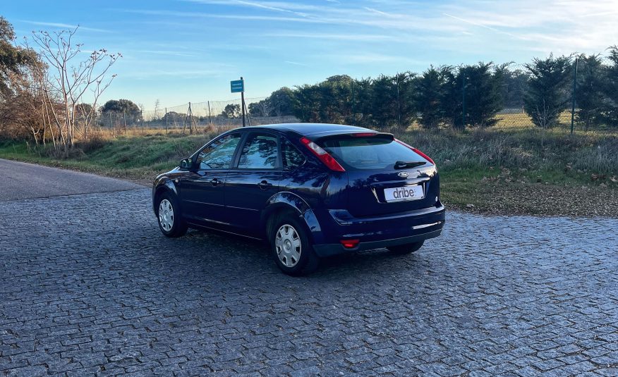 VENDIDO: FORD FOCUS TREND 1.6 100CV