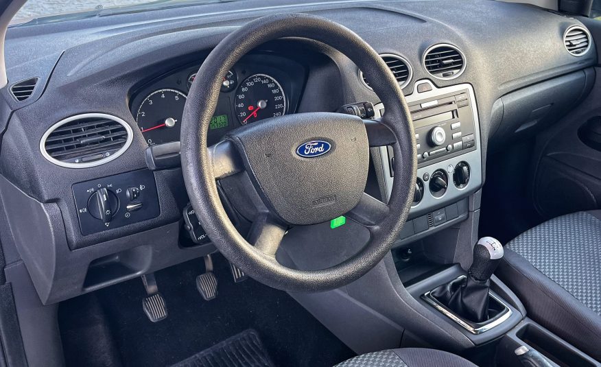 VENDIDO: FORD FOCUS TREND 1.6 100CV