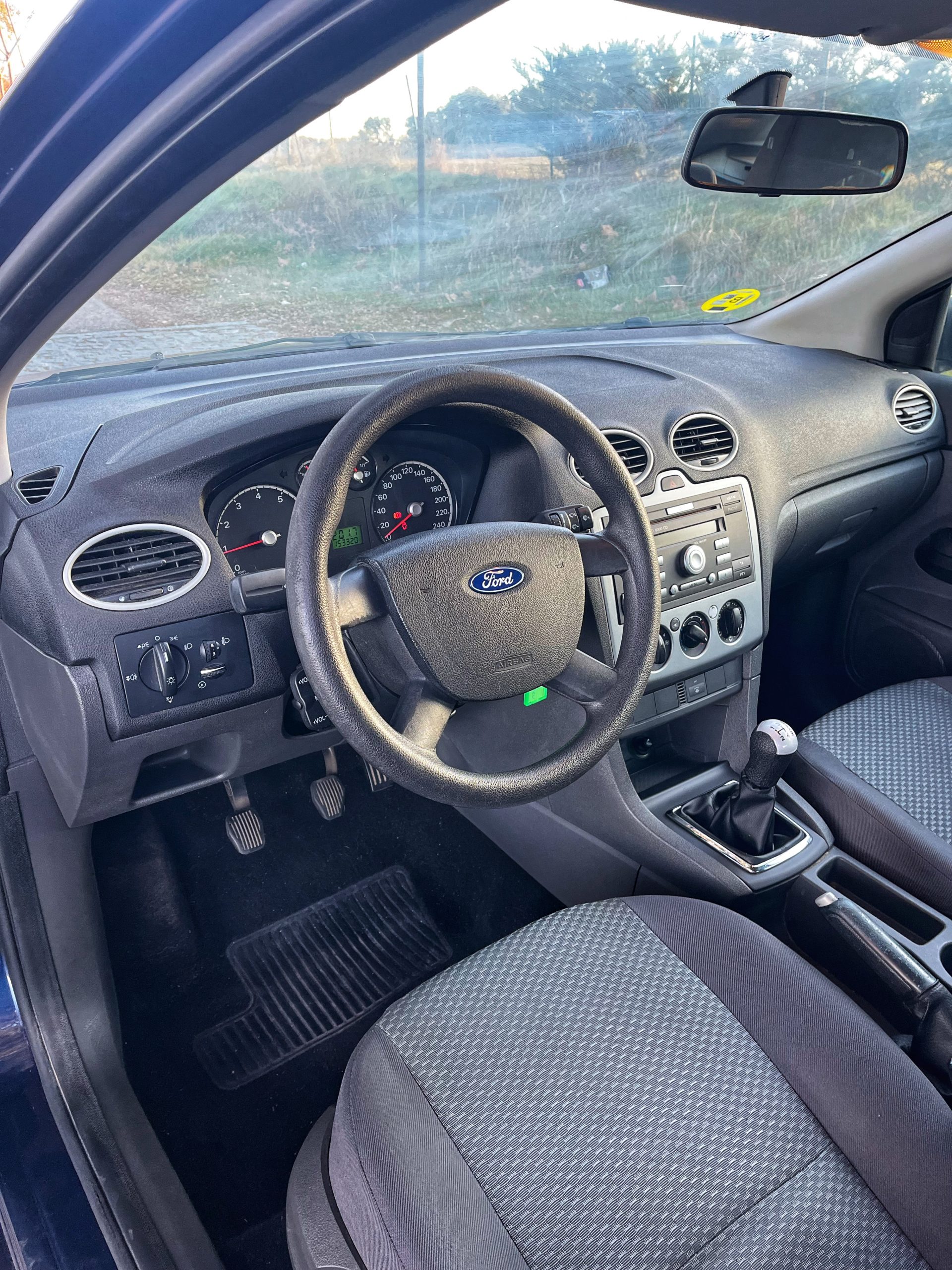 VENDIDO: FORD FOCUS TREND 1.6 100CV