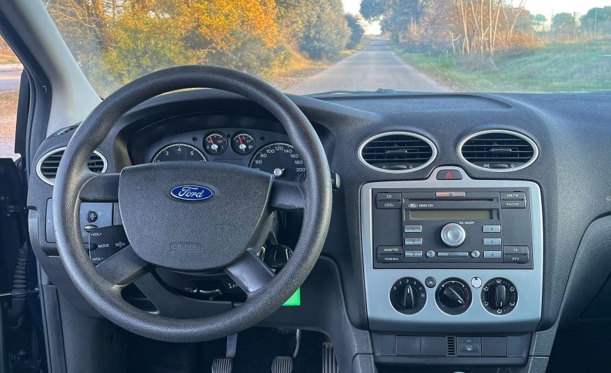 VENDIDO: FORD FOCUS TREND 1.6 100CV