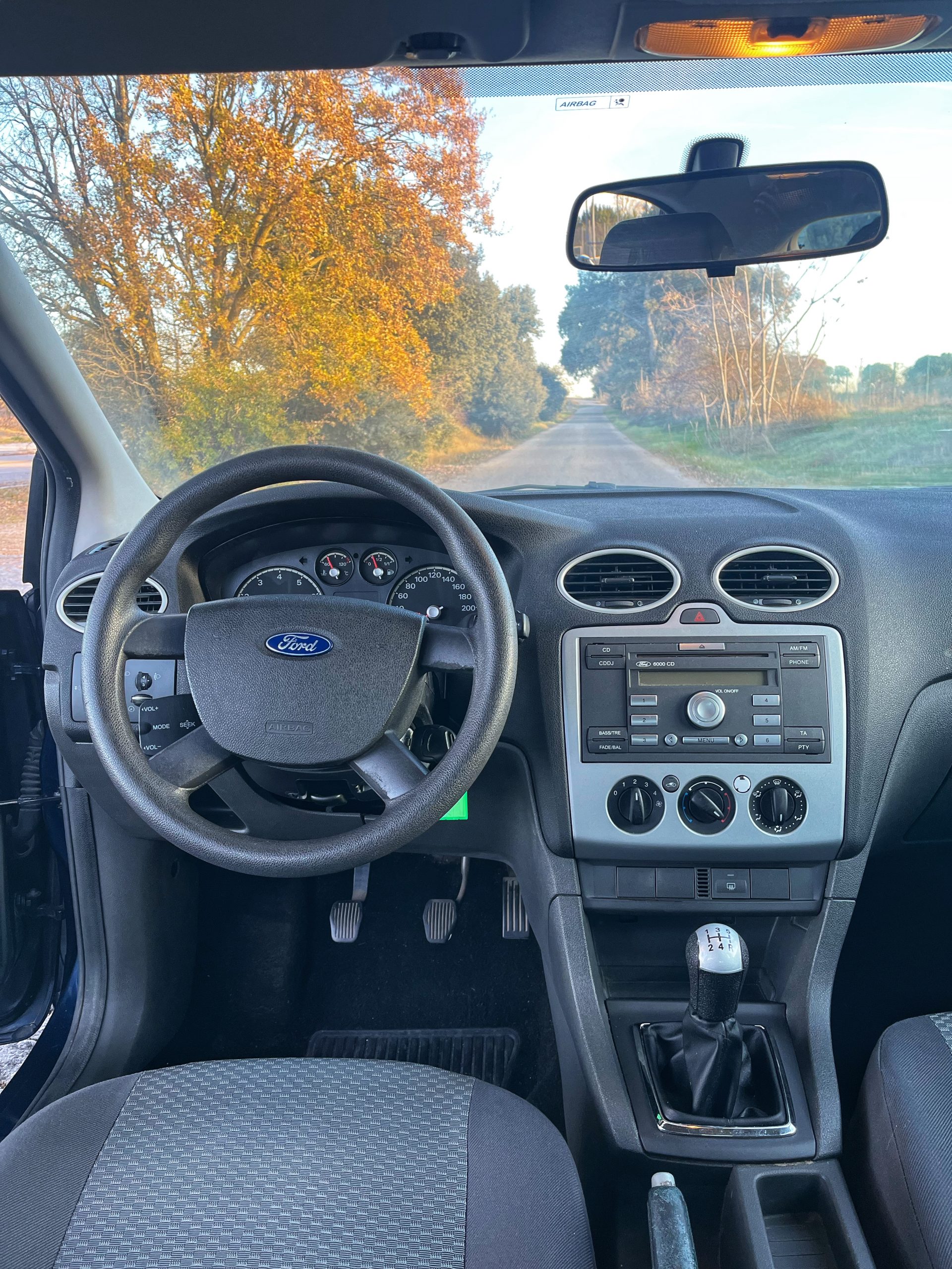 VENDIDO: FORD FOCUS TREND 1.6 100CV