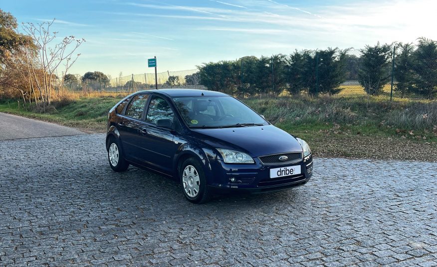 VENDIDO: FORD FOCUS TREND 1.6 100CV