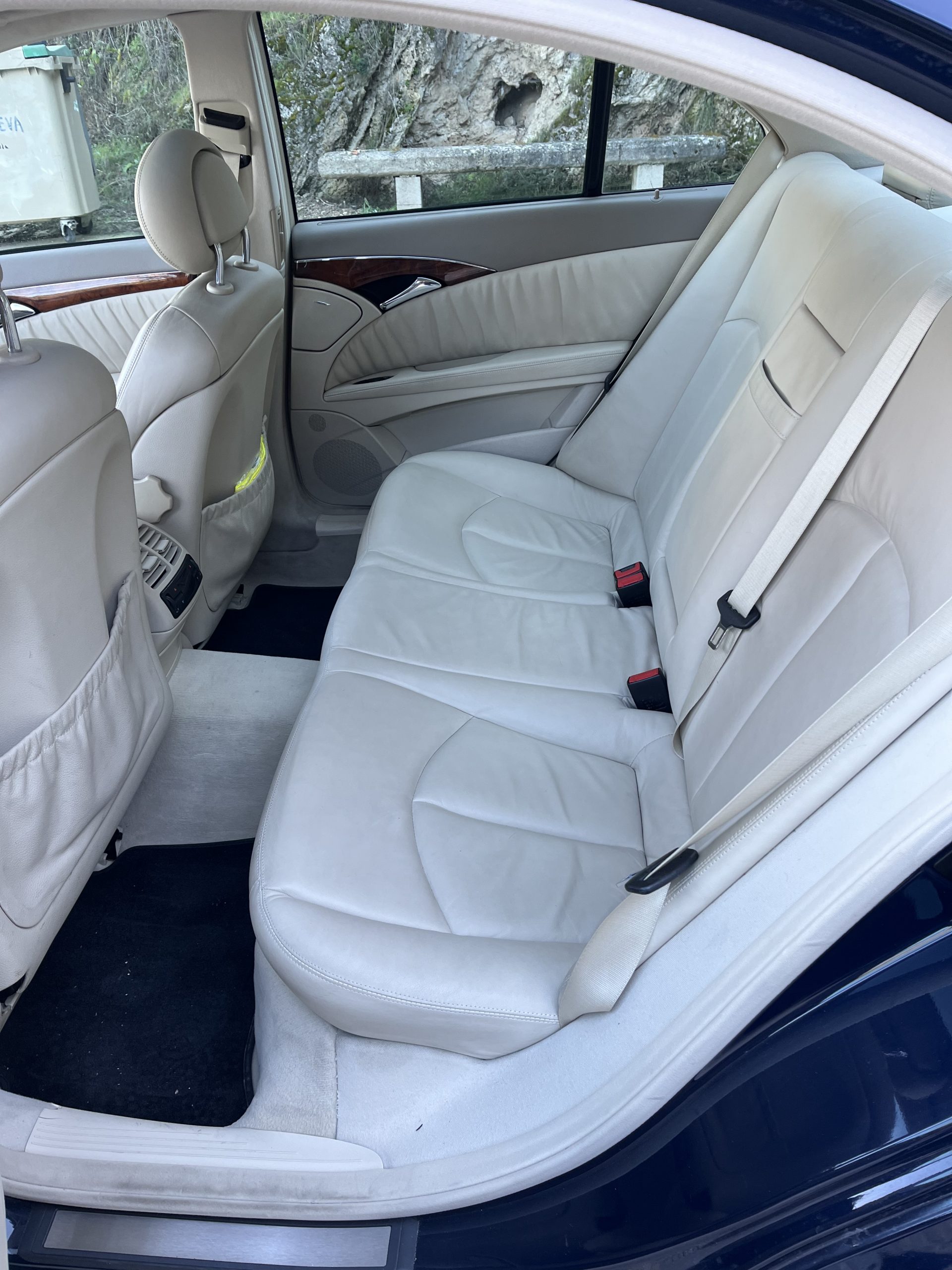 MERCEDES – BENZ E500 5.0 V8 306CV