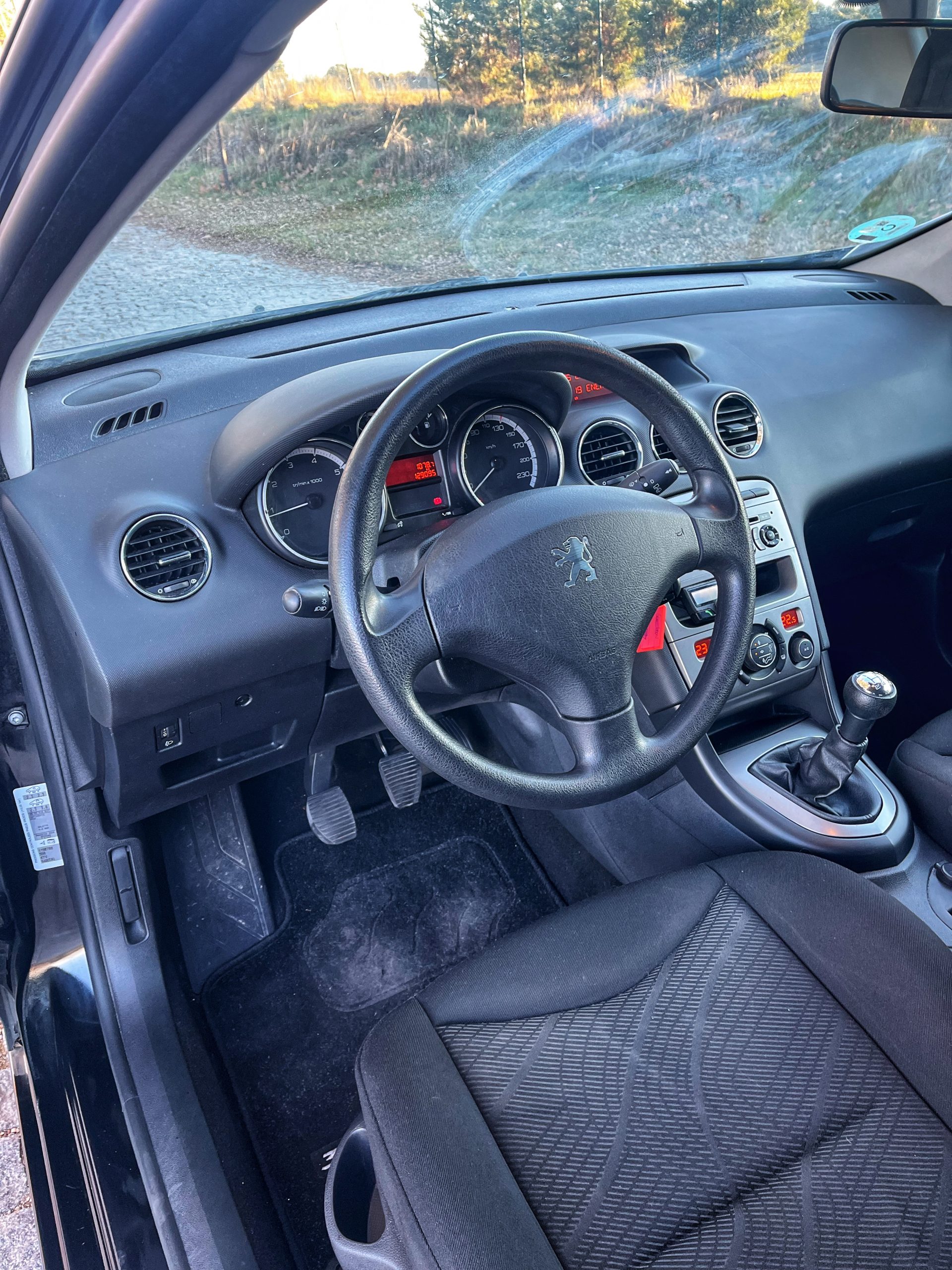 VENDIDO: PEUGEOT 308 CONFORT 1.6 VTi 120cv