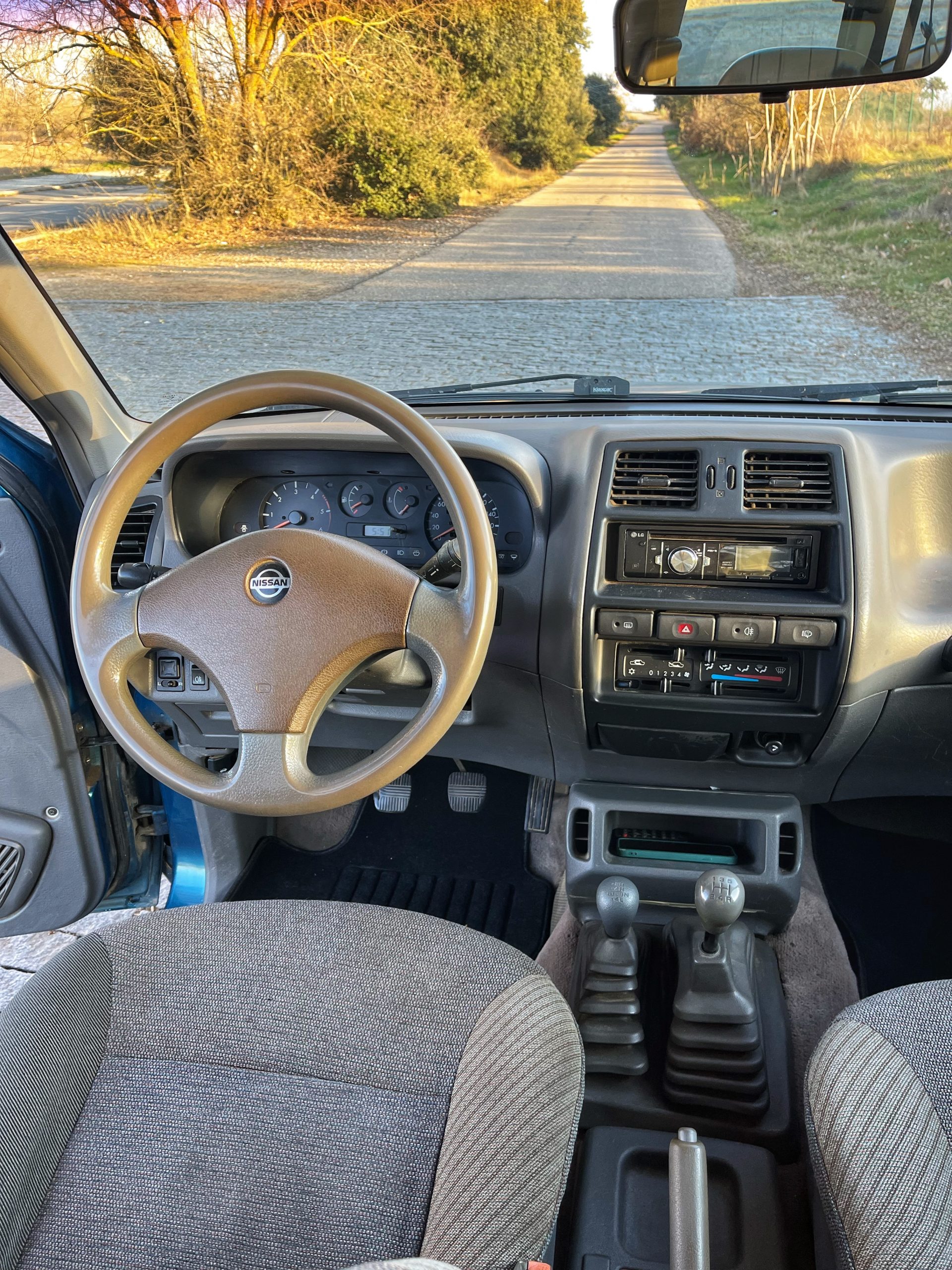 VENDIDO: NISSAN TERRANO II SGX 2.7 TD 100CV 4X4