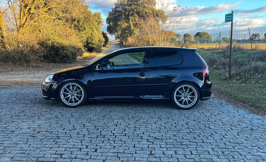 VENDIDO: VOLKSWAGEN GOLF R32 3.2 V6 250cv 4 Motion
