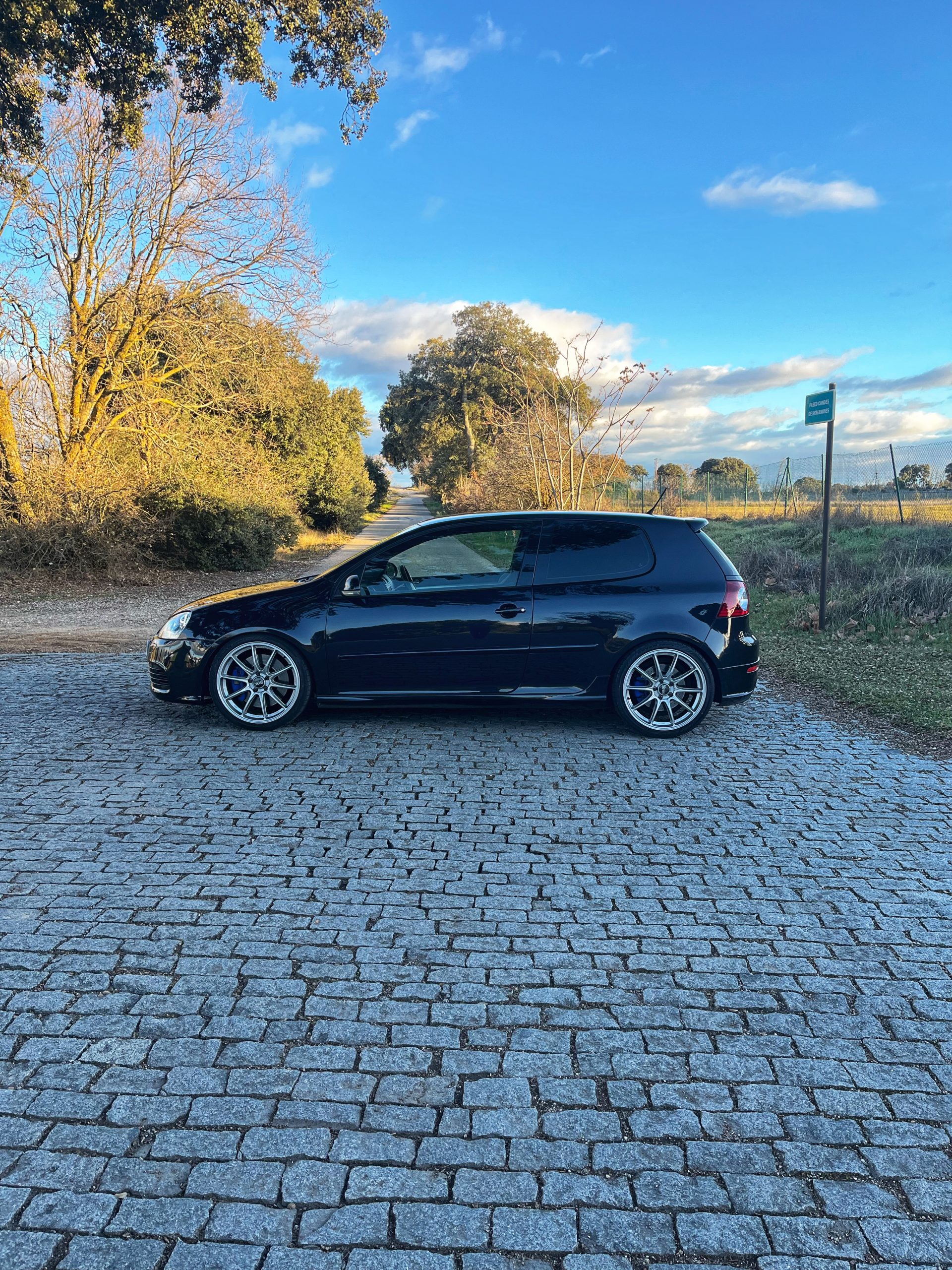 VENDIDO: VOLKSWAGEN GOLF R32 3.2 V6 250cv 4 Motion