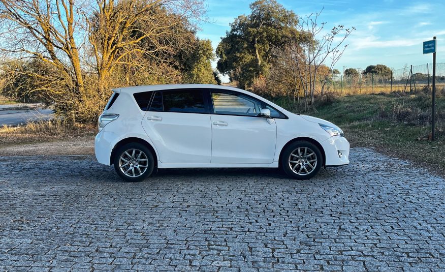 VENDIDO: TOYOTA VERSO CONFORT 1.6 132CV