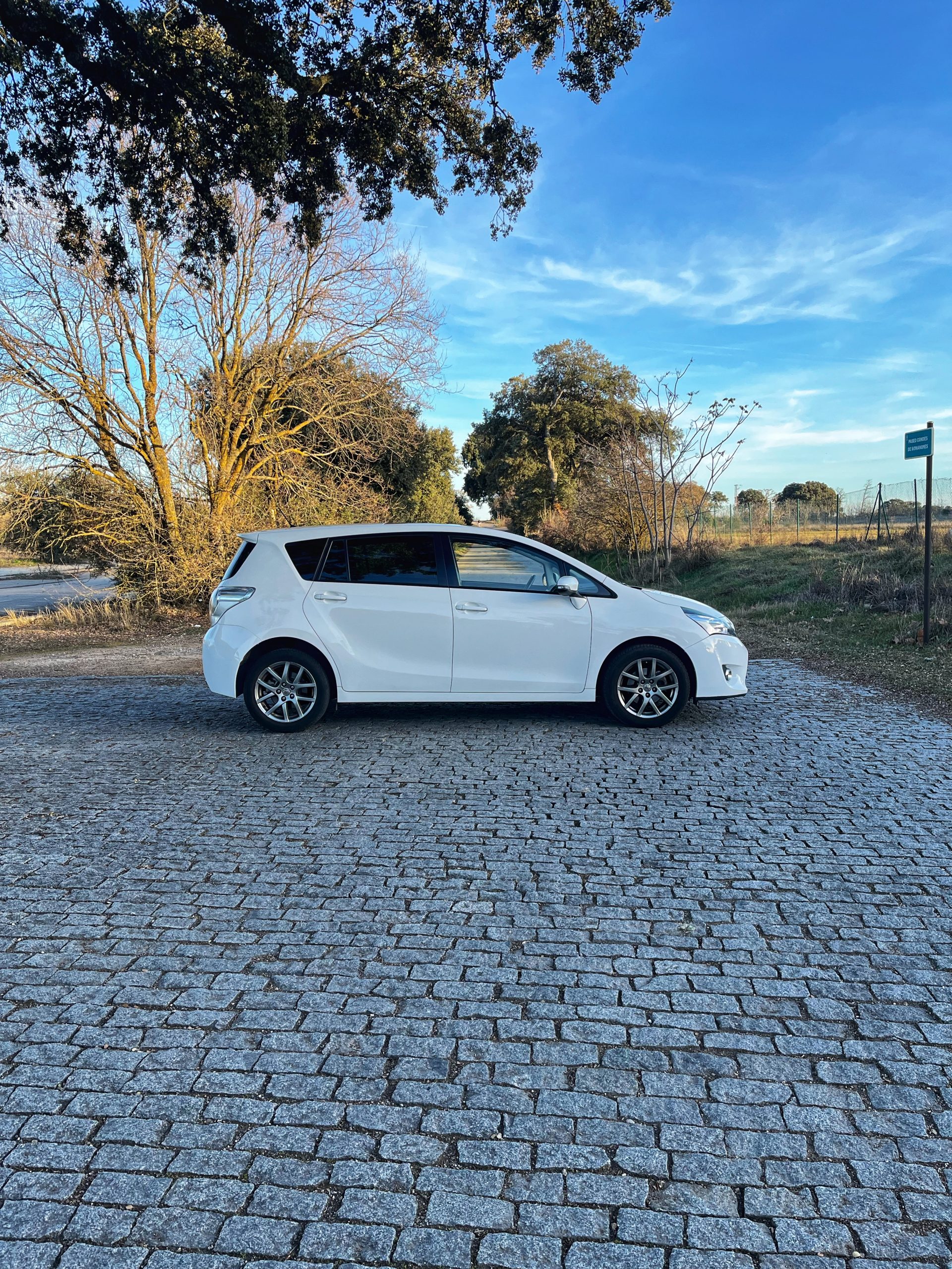 VENDIDO: TOYOTA VERSO CONFORT 1.6 132CV