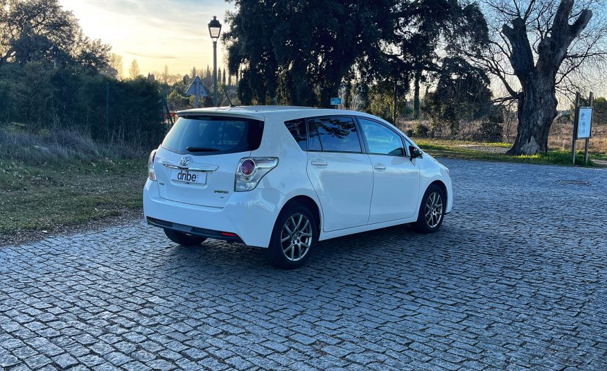 VENDIDO: TOYOTA VERSO CONFORT 1.6 132CV