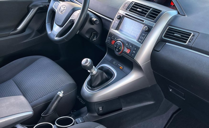VENDIDO: TOYOTA VERSO CONFORT 1.6 132CV
