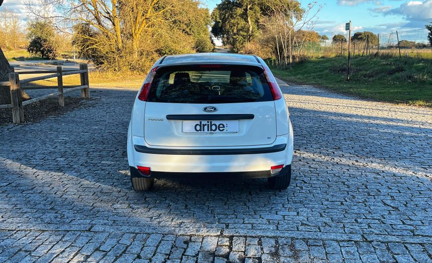 VENDIDO: FORD FOCUS AMBIENTE 1.6 100CV