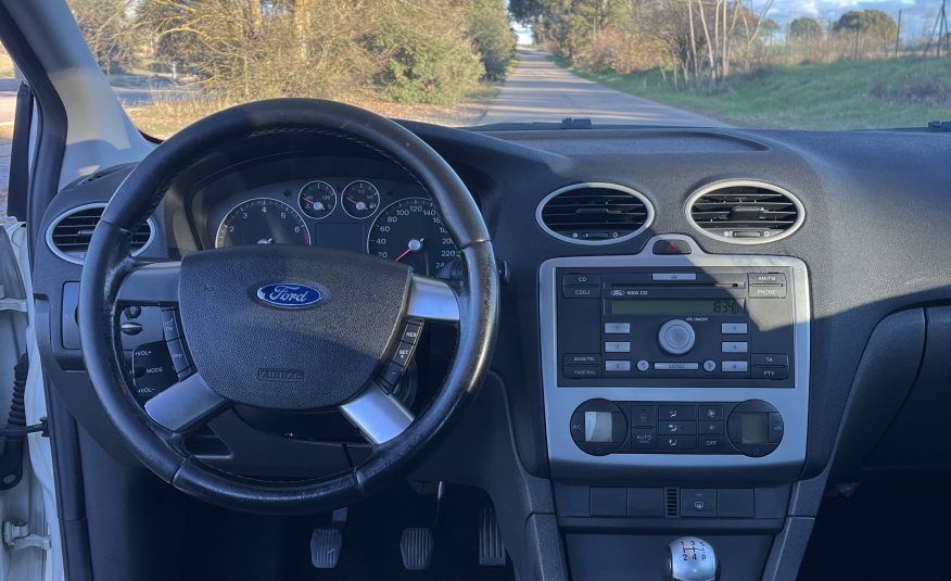 VENDIDO: FORD FOCUS AMBIENTE 1.6 100CV