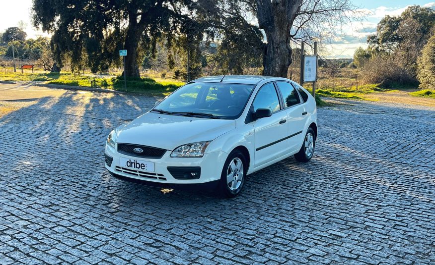 VENDIDO: FORD FOCUS AMBIENTE 1.6 100CV