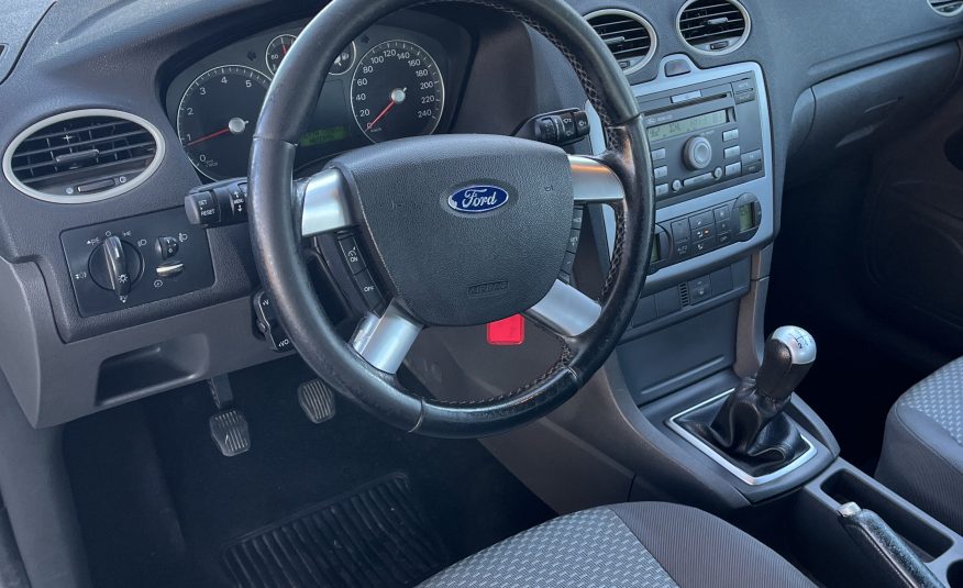 VENDIDO: FORD FOCUS AMBIENTE 1.6 100CV