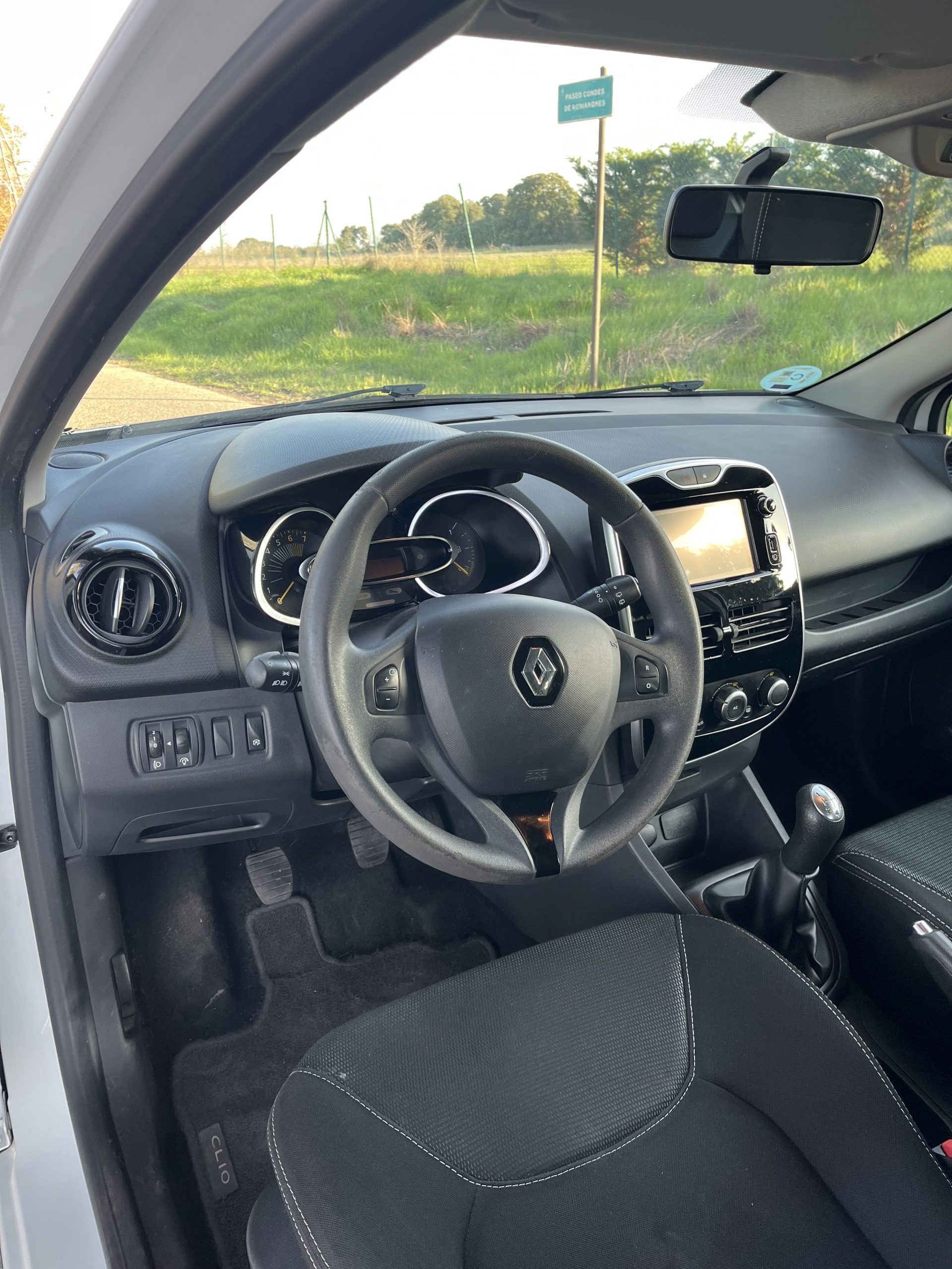 VENDIDO: RENAULT CLIO EXPRESSION TCE 90CV