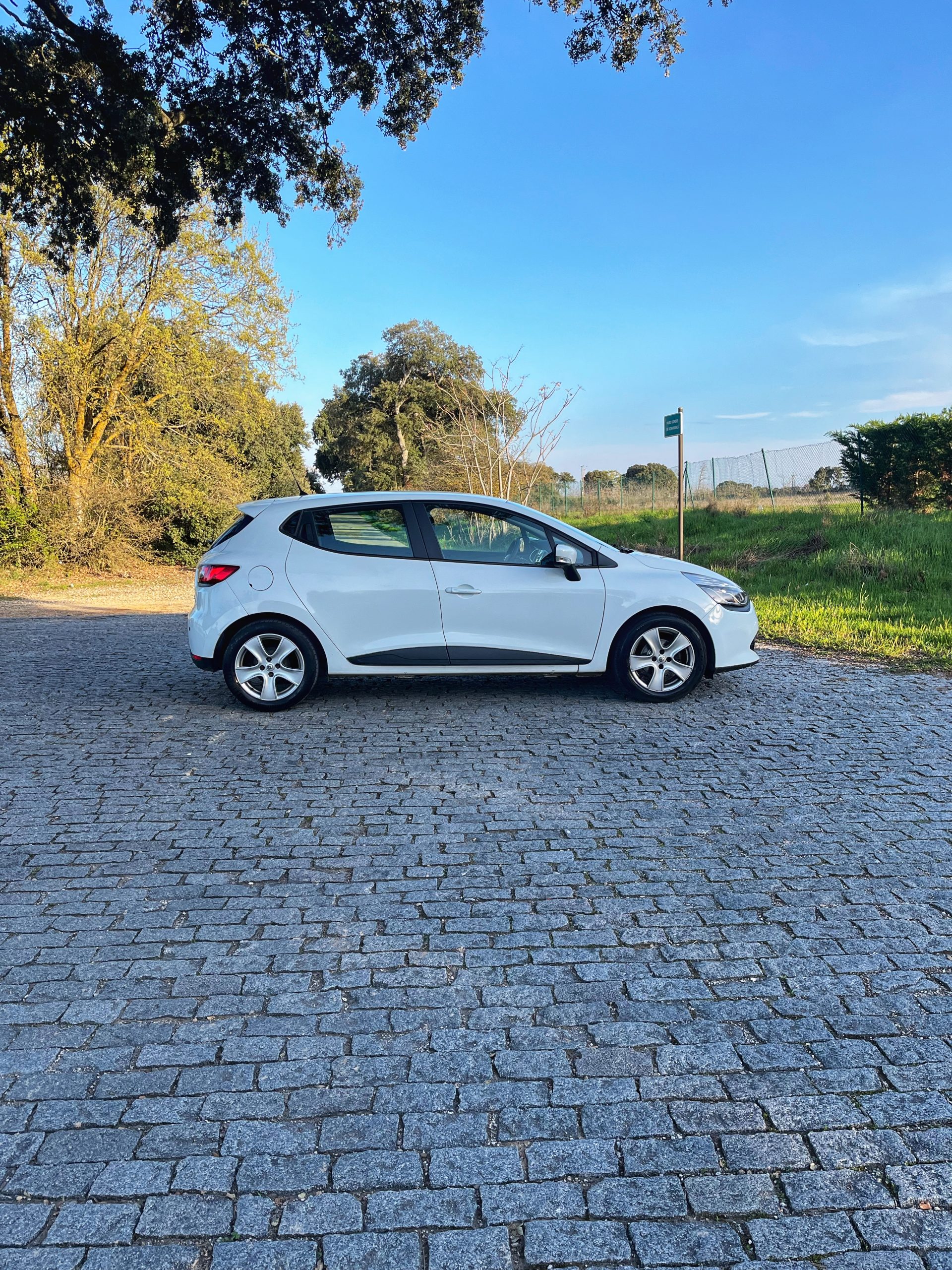 VENDIDO: RENAULT CLIO EXPRESSION TCE 90CV