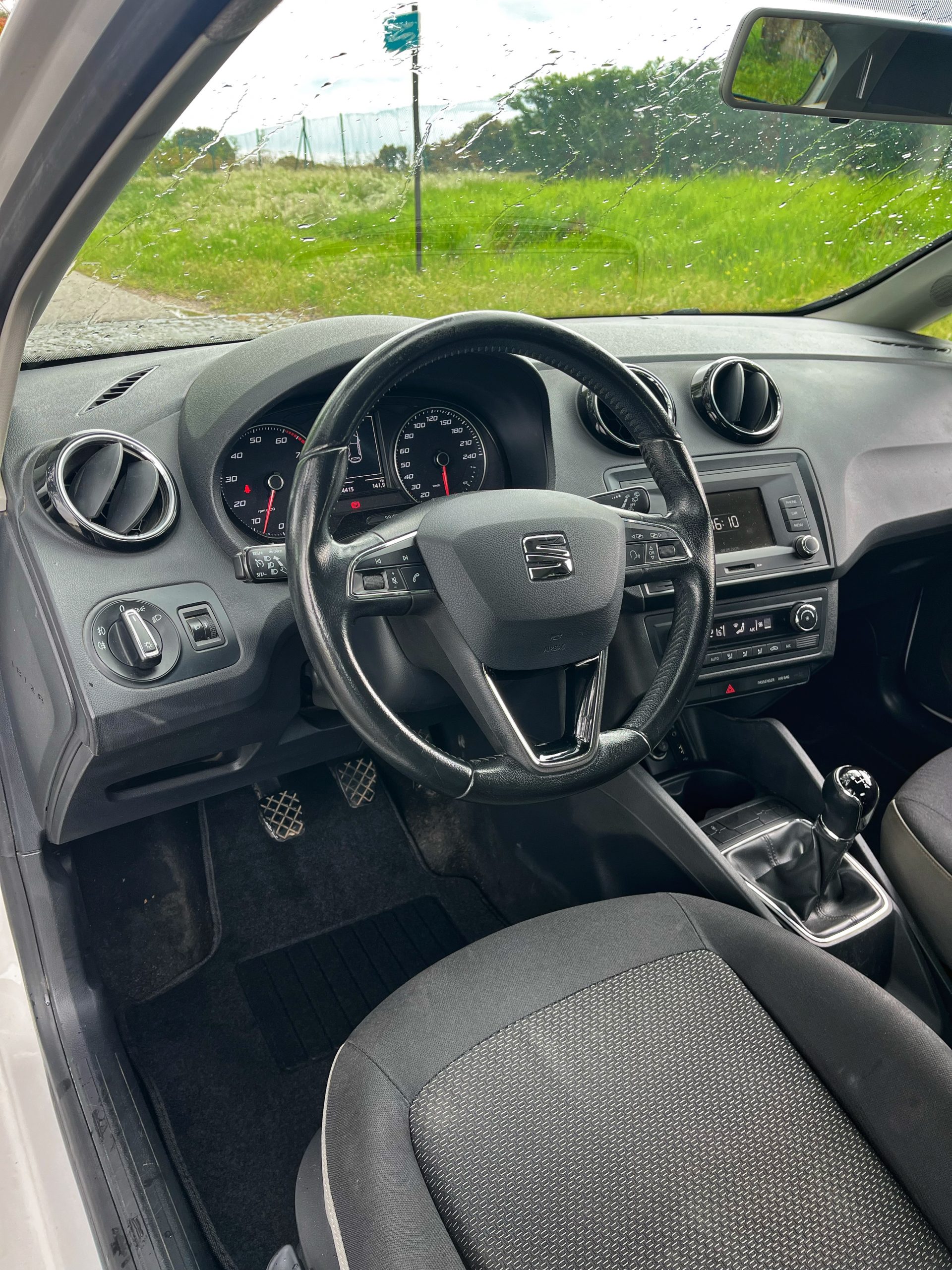 VENDIDO: SEAT IBIZA STYLE TSI 90CV