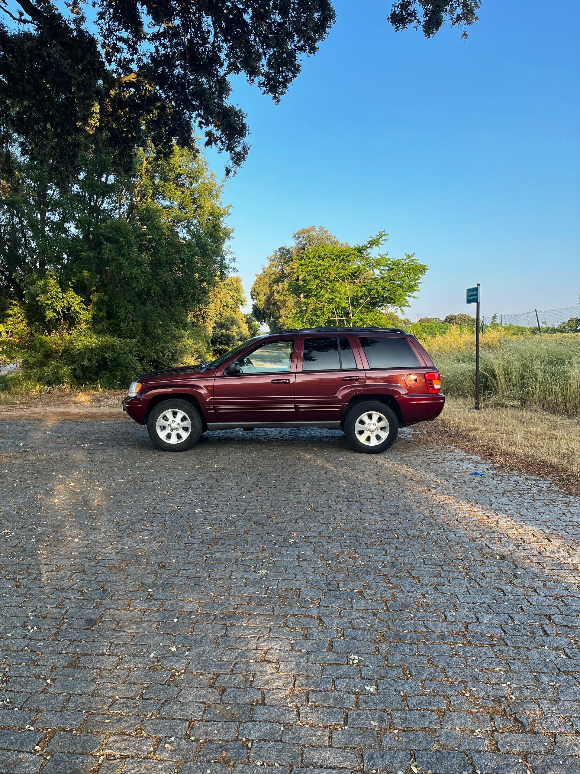 JEEP GRAND CHEROKEE LIMITED 4.7 V8 223CV