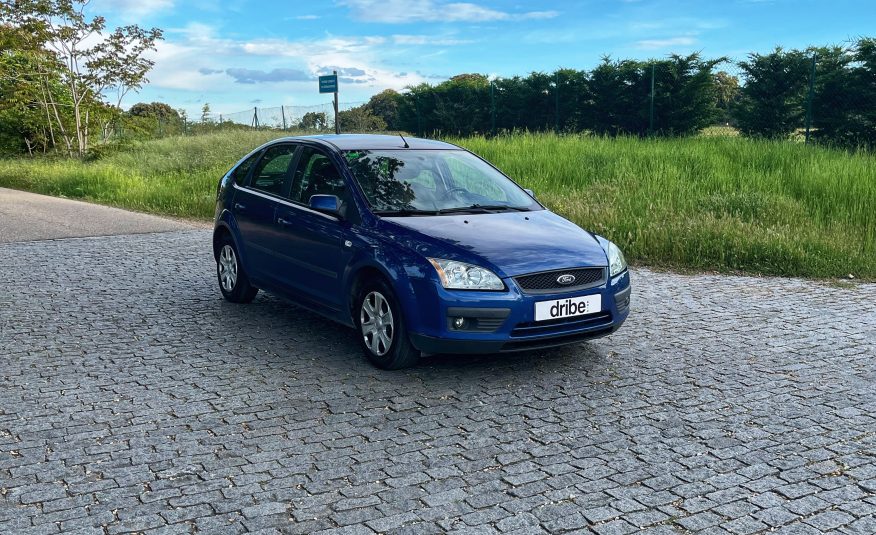 VENDIDO: FORD FOCUS TREND 1.6 100CV