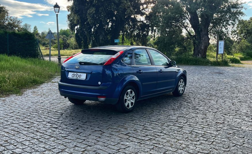 VENDIDO: FORD FOCUS TREND 1.6 100CV