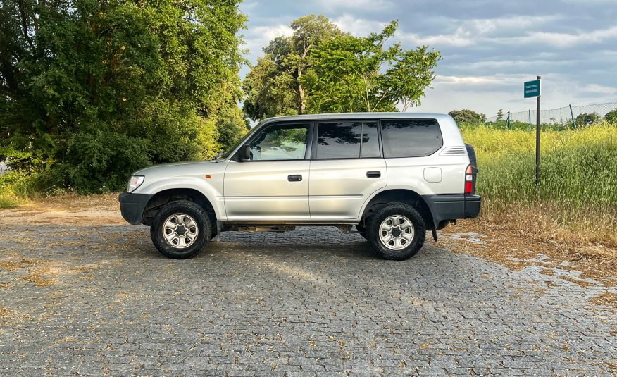VENDIDO: TOYOTA LAND CRUISER GX 3.0TD 125CV