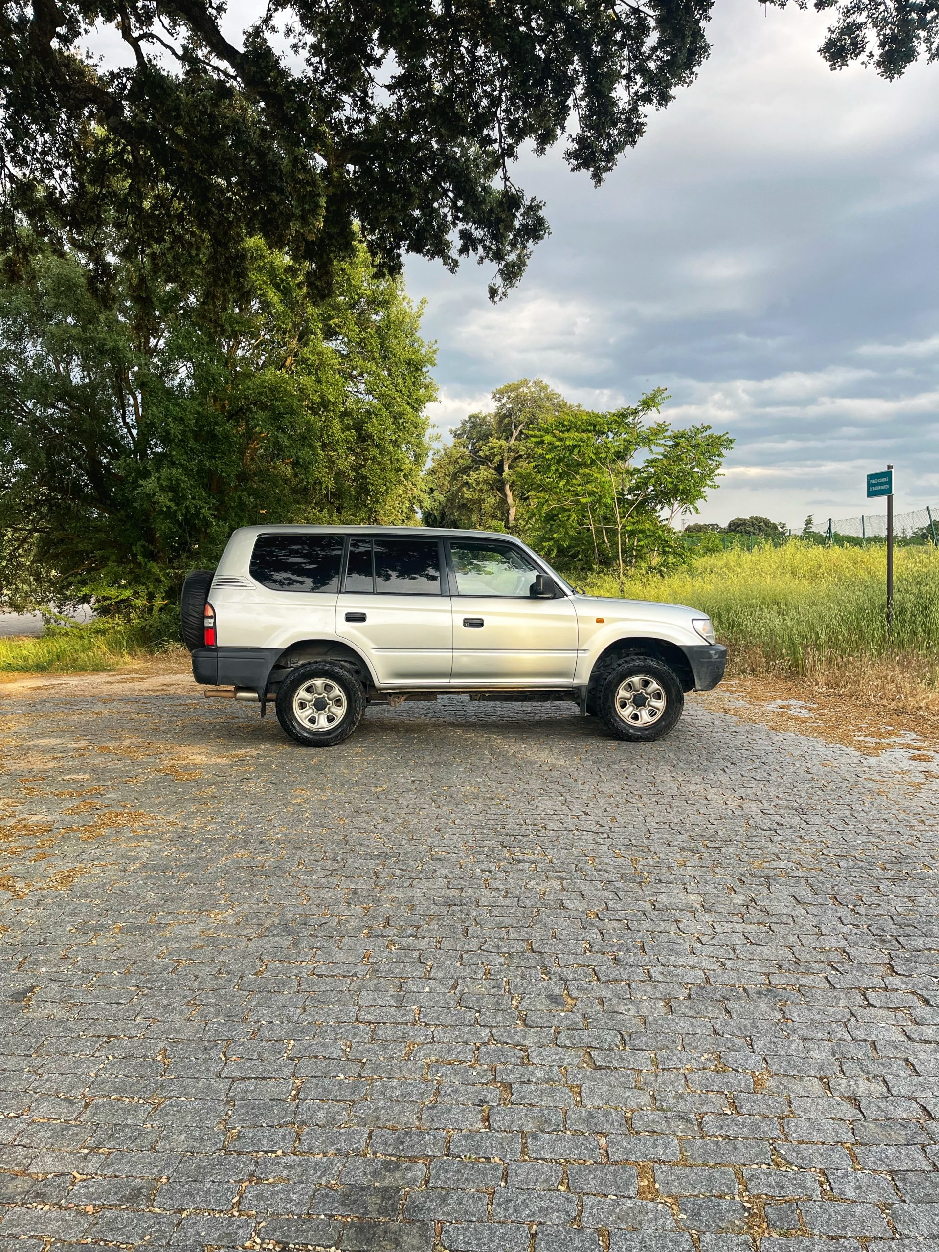 VENDIDO: TOYOTA LAND CRUISER GX 3.0TD 125CV