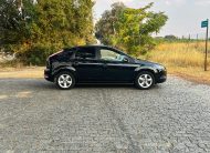 VENDIDO: FORD FOCUS TREND 1.6 100CV