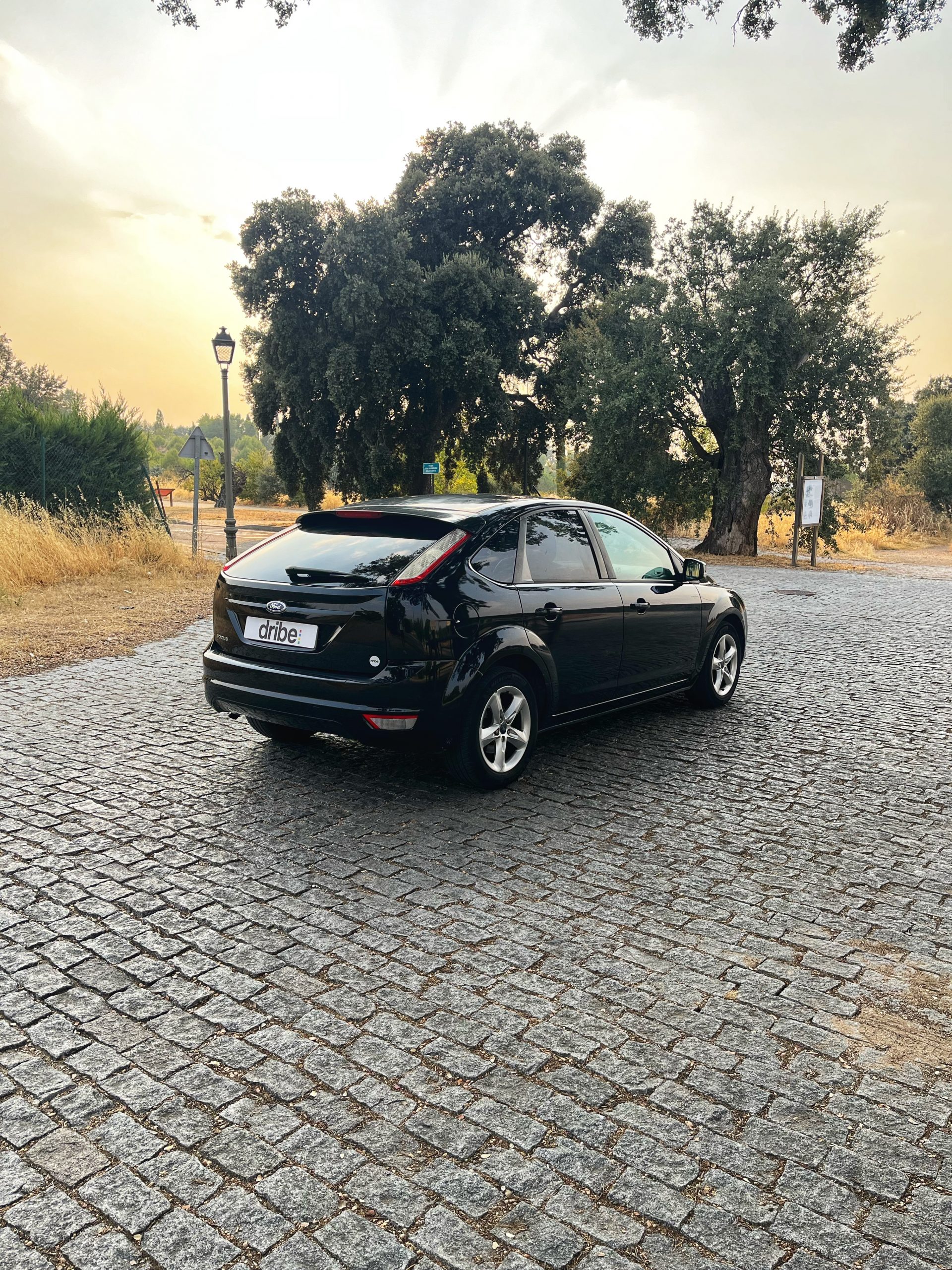 VENDIDO: FORD FOCUS TREND 1.6 100CV