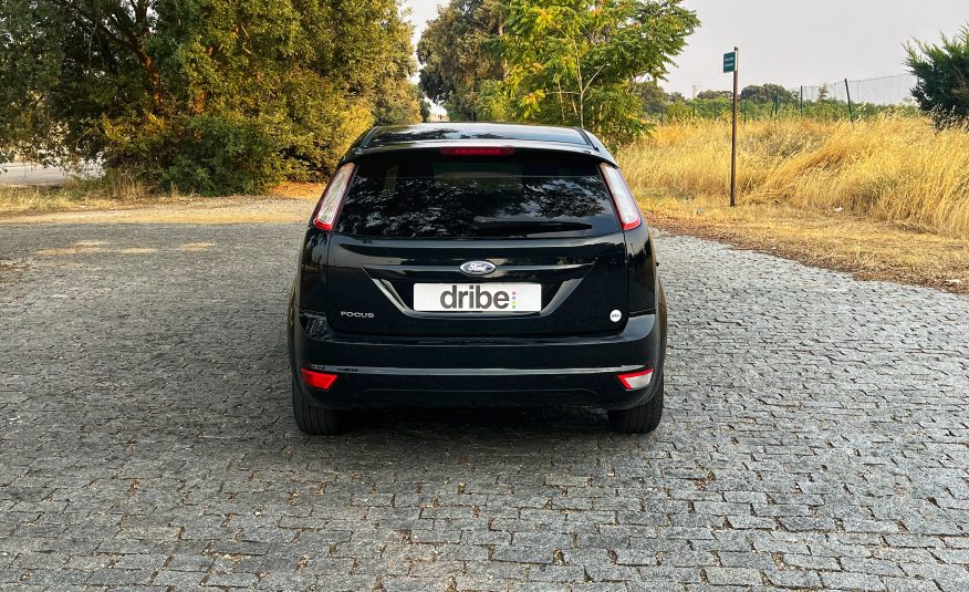 VENDIDO: FORD FOCUS TREND 1.6 100CV