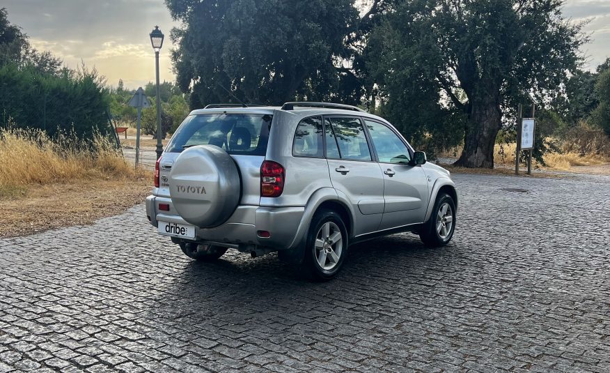 VENDIDO: TOYOTA RAV4 SOL 2.0 D-4D 116CV 4X4