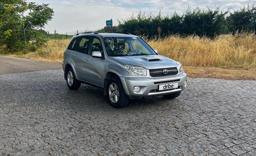 VENDIDO: TOYOTA RAV4 SOL 2.0 D-4D 116CV 4X4