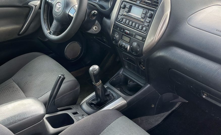 VENDIDO: TOYOTA RAV4 SOL 2.0 D-4D 116CV 4X4