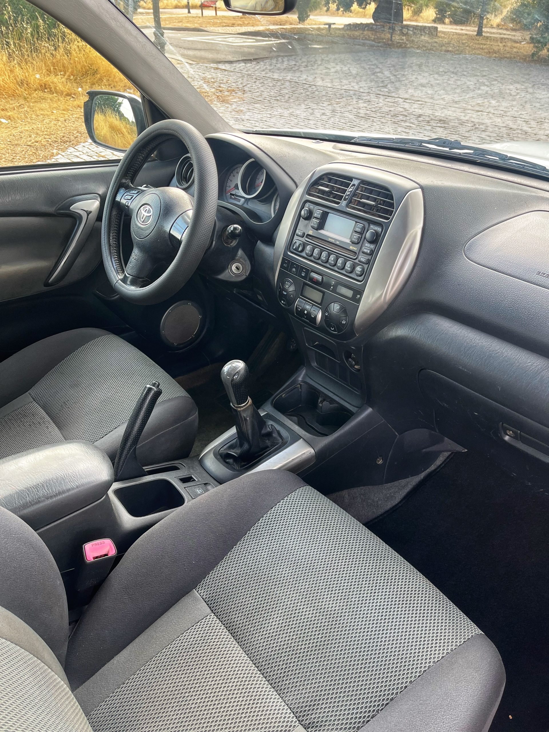 VENDIDO: TOYOTA RAV4 SOL 2.0 D-4D 116CV 4X4