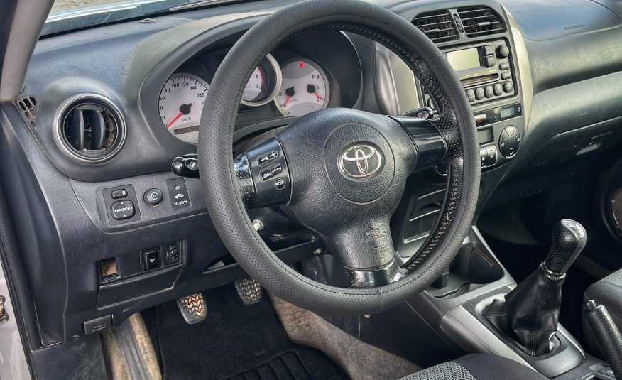 VENDIDO: TOYOTA RAV4 SOL 2.0 D-4D 116CV 4X4