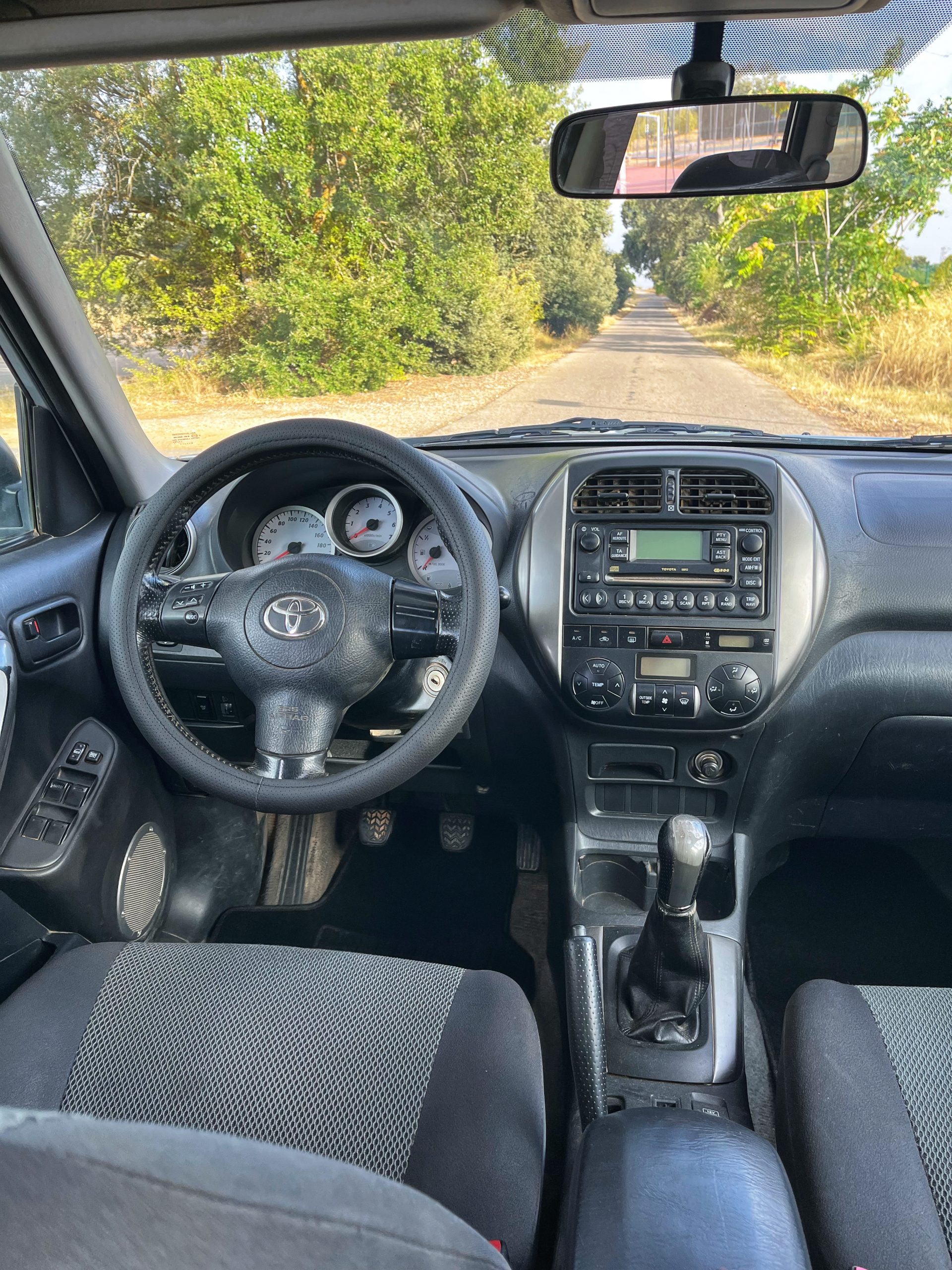 VENDIDO: TOYOTA RAV4 SOL 2.0 D-4D 116CV 4X4
