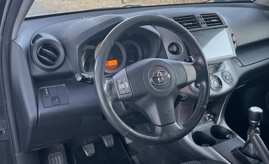 VENDIDO: TOYOTA RAV4 SOL 2.2 D4D 136CV 4X4