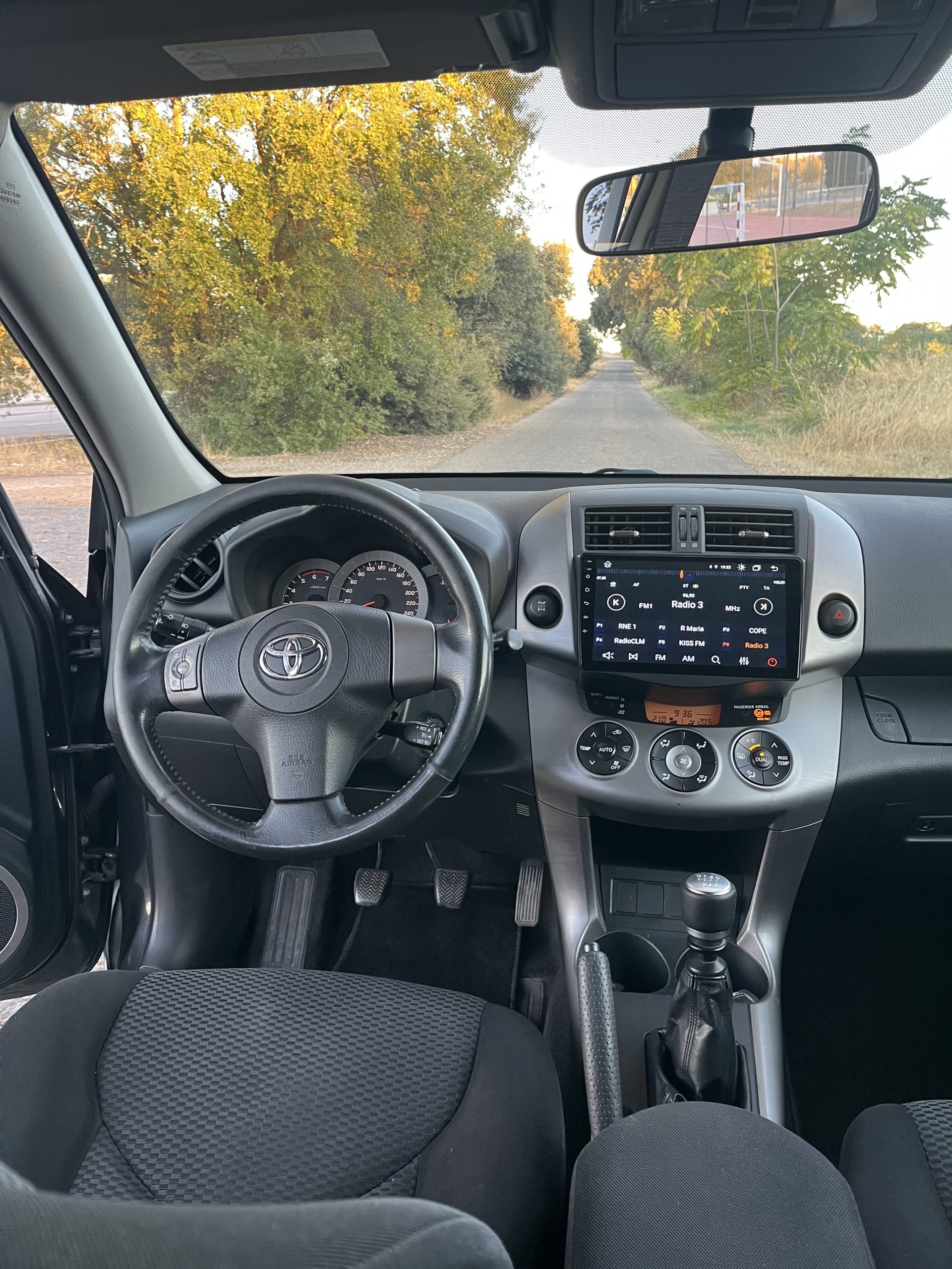 VENDIDO: TOYOTA RAV4 SOL 2.2 D4D 136CV 4X4
