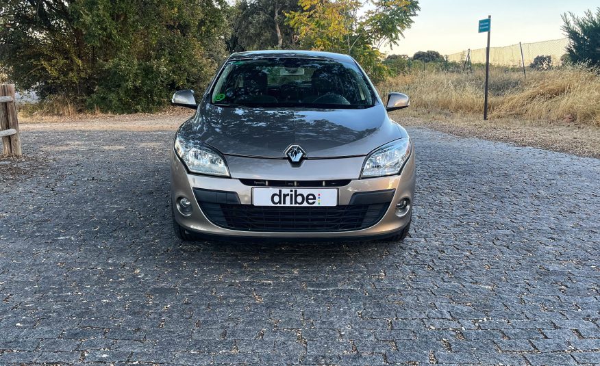 RESERVADO: RENAULT MEGANE DYNAMIQUE 1.6 110CV