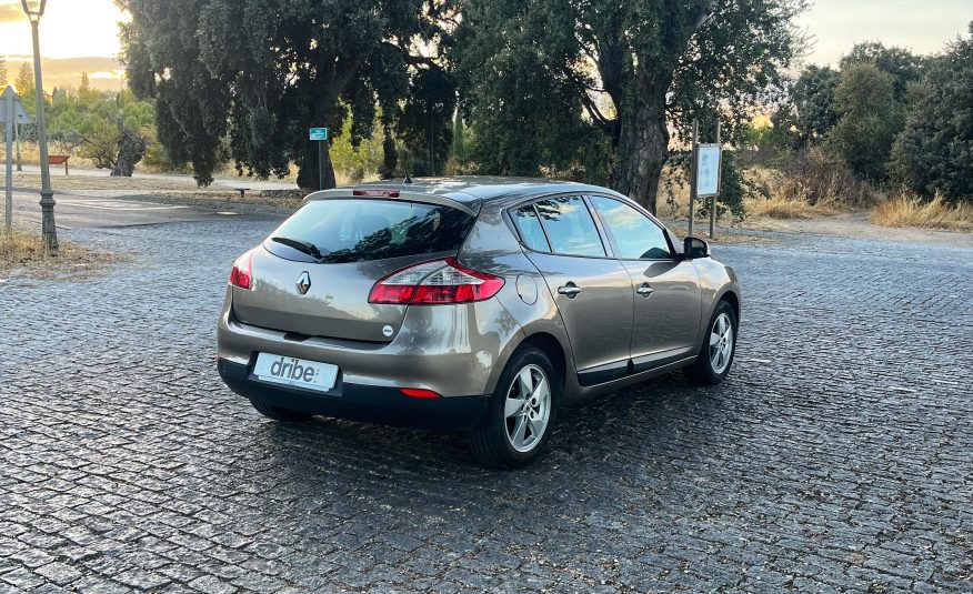 RESERVADO: RENAULT MEGANE DYNAMIQUE 1.6 110CV