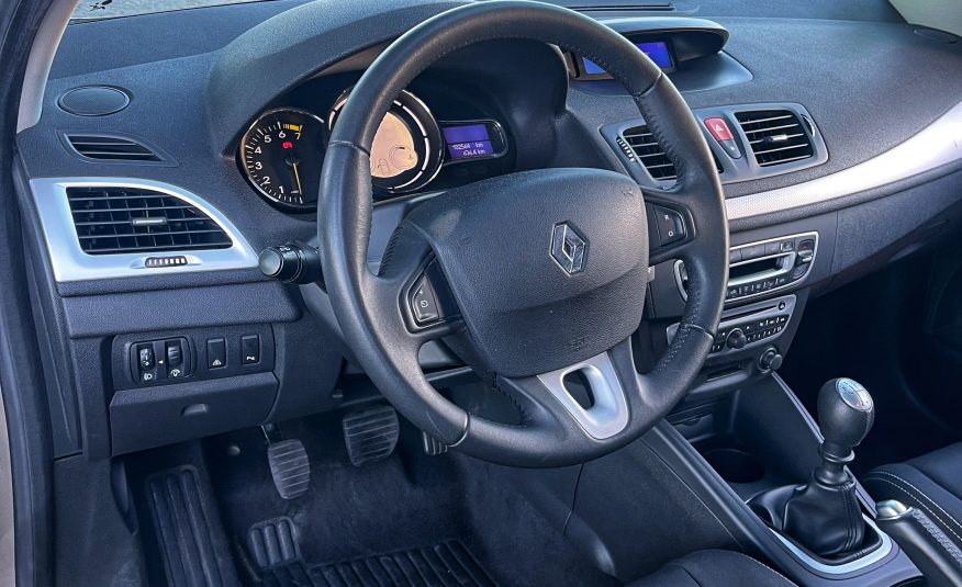 RESERVADO: RENAULT MEGANE DYNAMIQUE 1.6 110CV