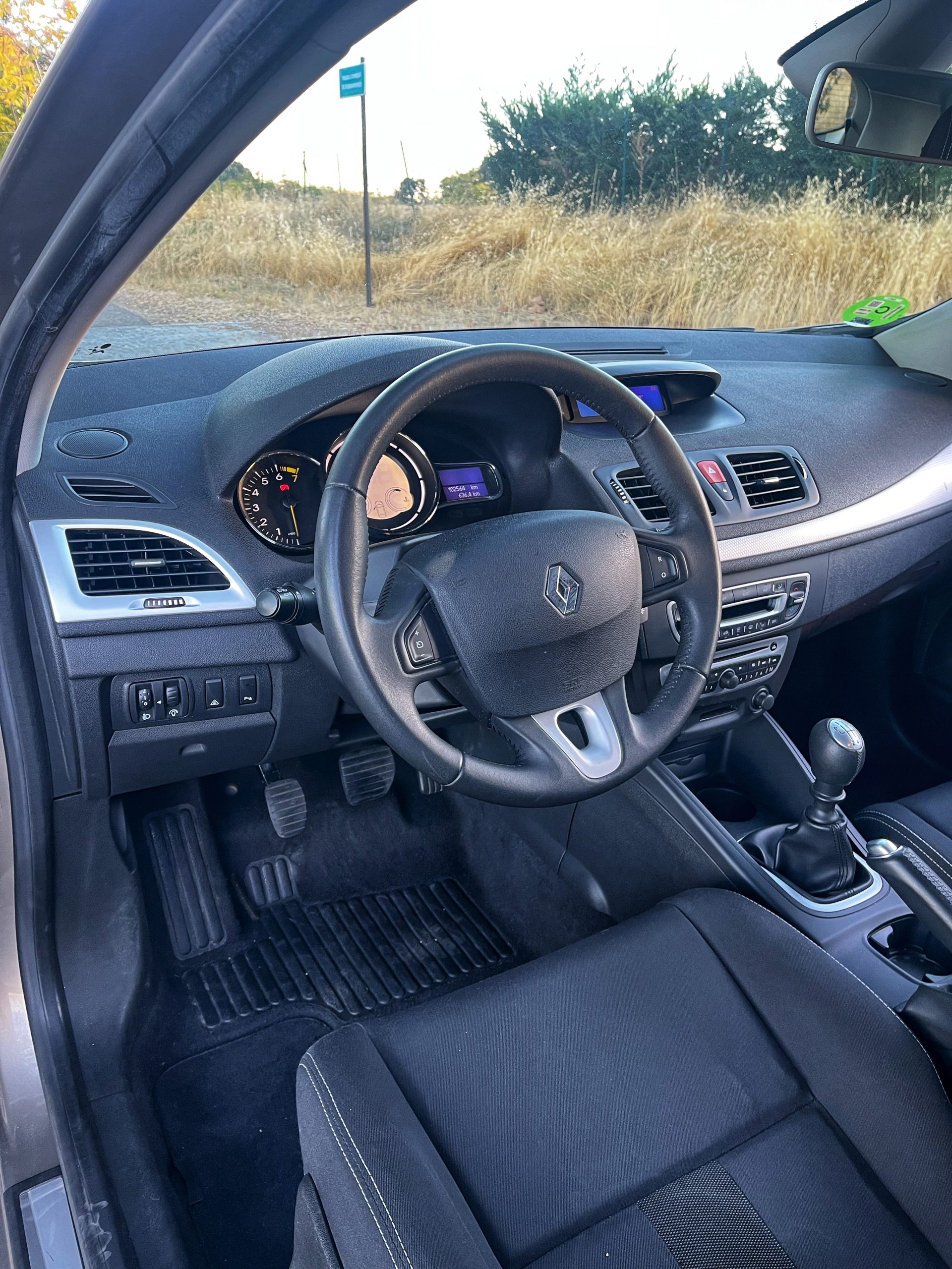 VENDIDO: RENAULT MEGANE DYNAMIQUE 1.6 110CV