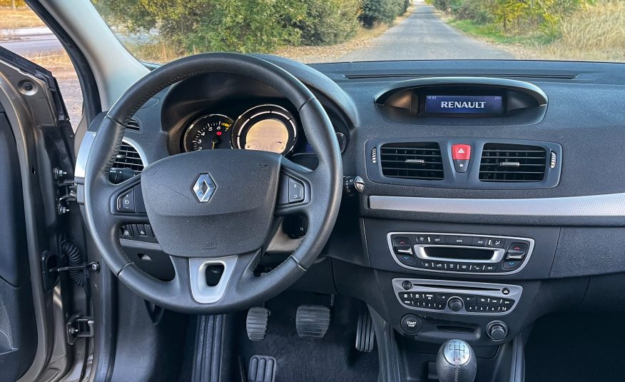 RESERVADO: RENAULT MEGANE DYNAMIQUE 1.6 110CV