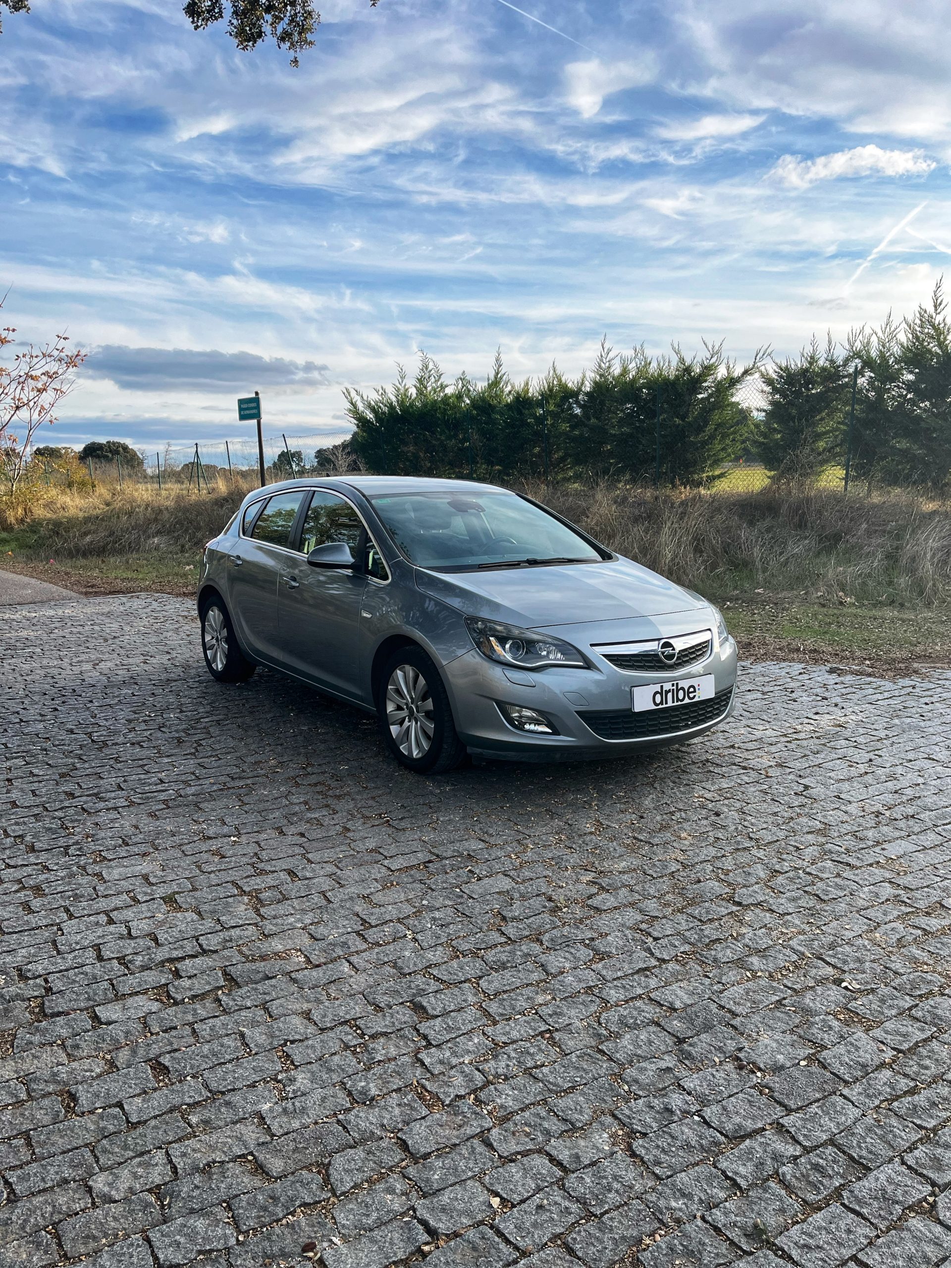 RESERVADO: OPEL ASTRA SPORT 1.4 TURBO 140CV