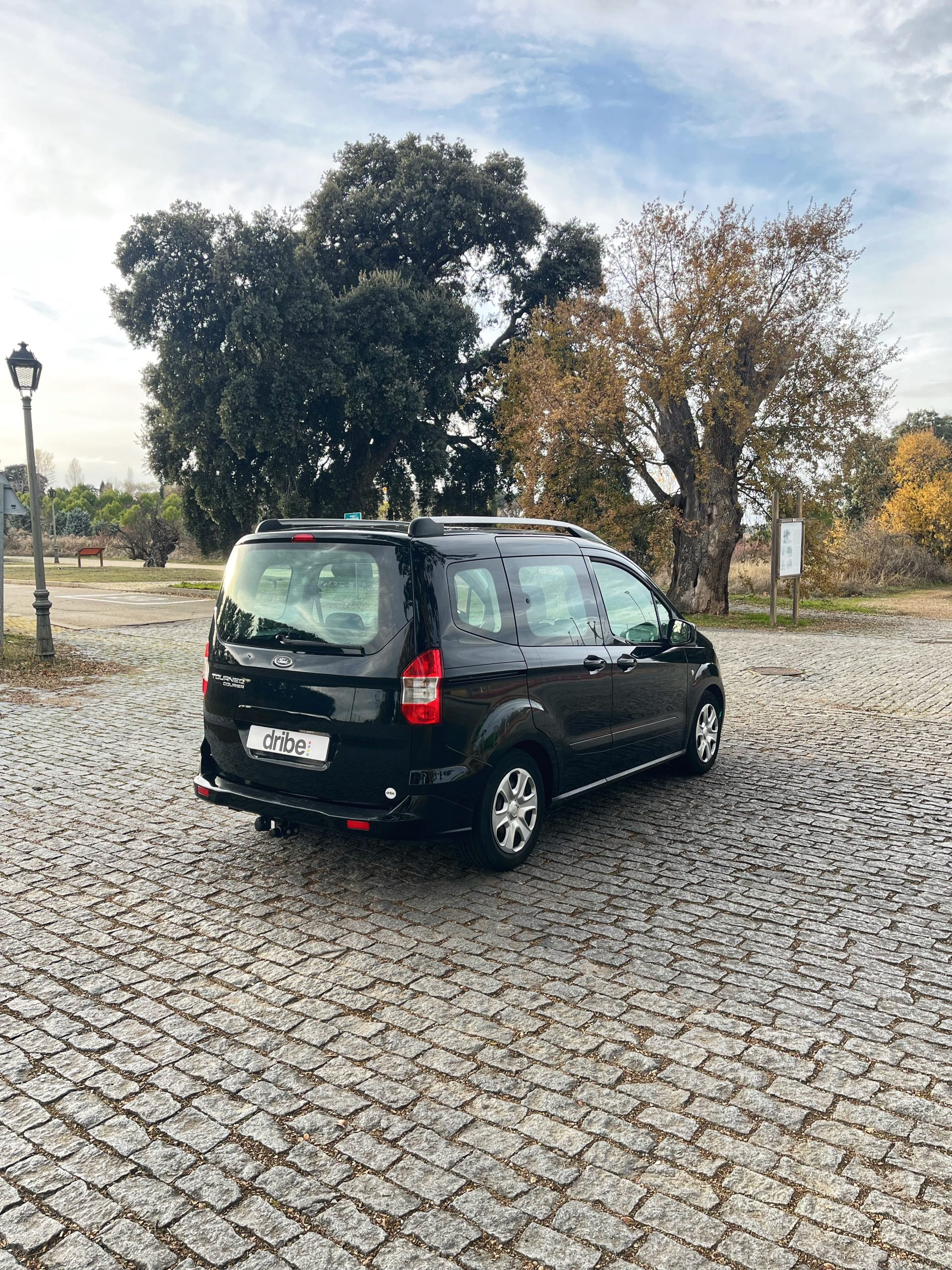 RESERVADO: FORD TOURNEO COURIER 1.5 TDCI 95CV TREND