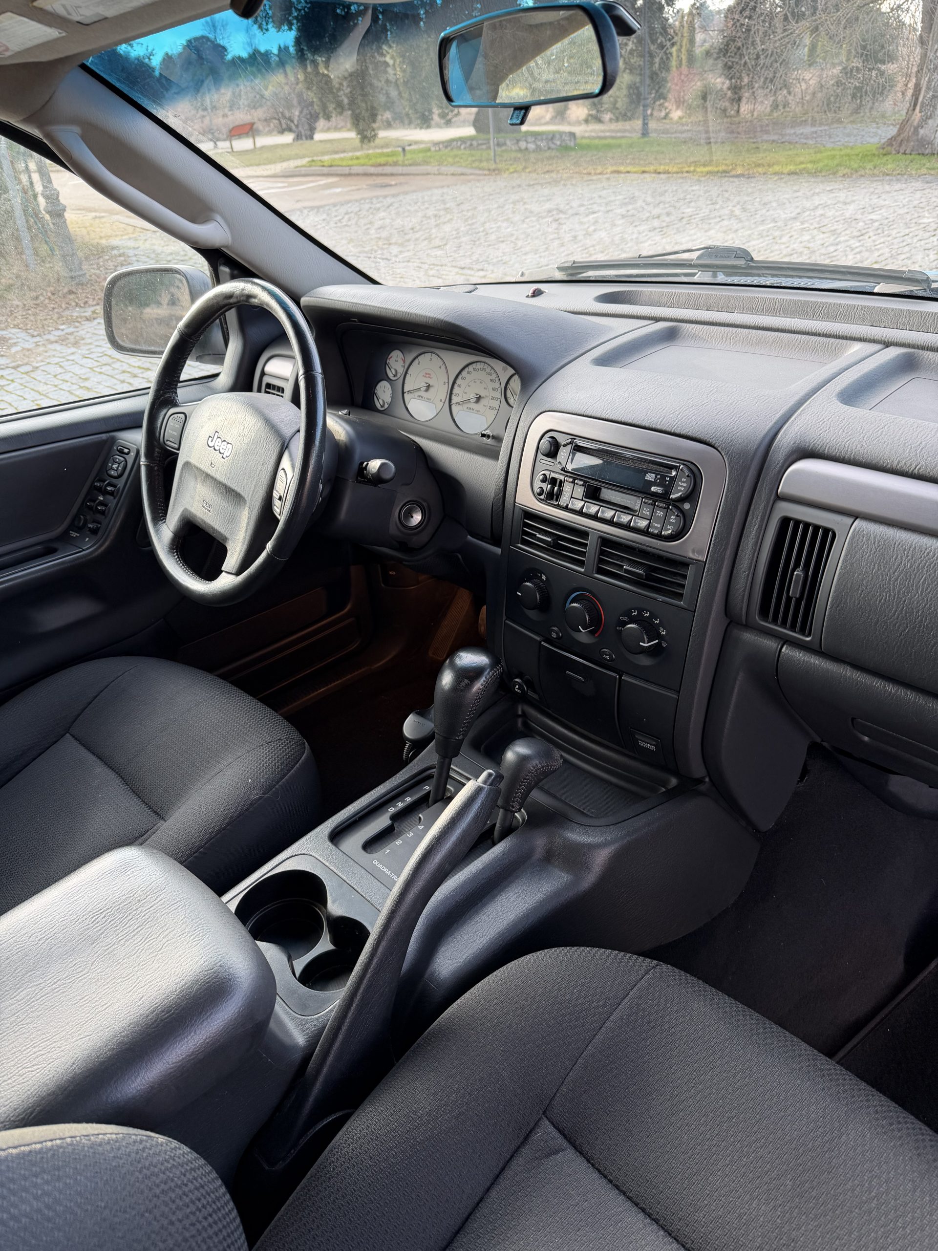 RESERVADO: JEEP GRAND CHEROKEE LAREDO 2.7 CRD 163CV