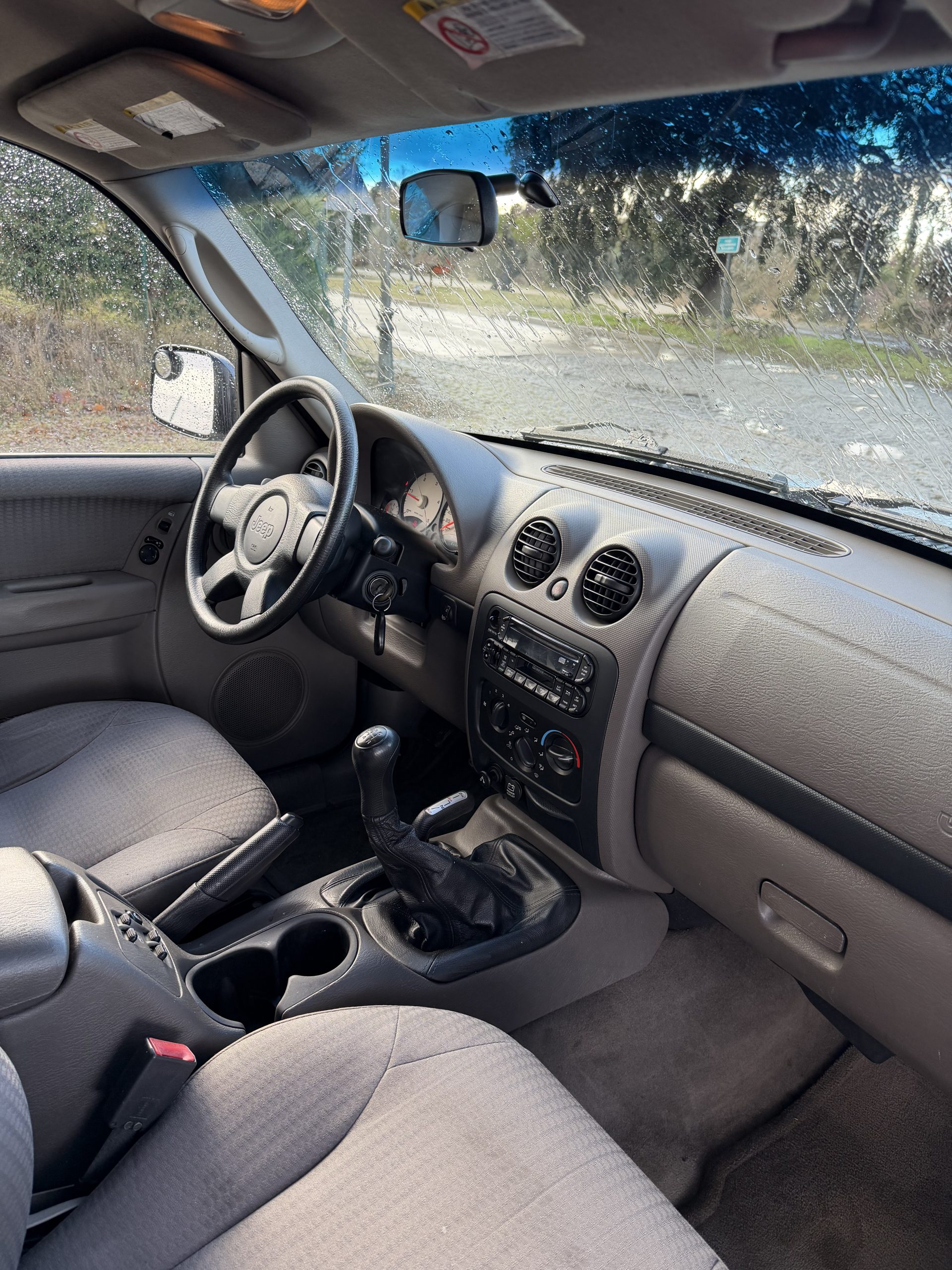 VENDIDO: JEEP CHEROKEE SPORT 2.5 CRD 143CV