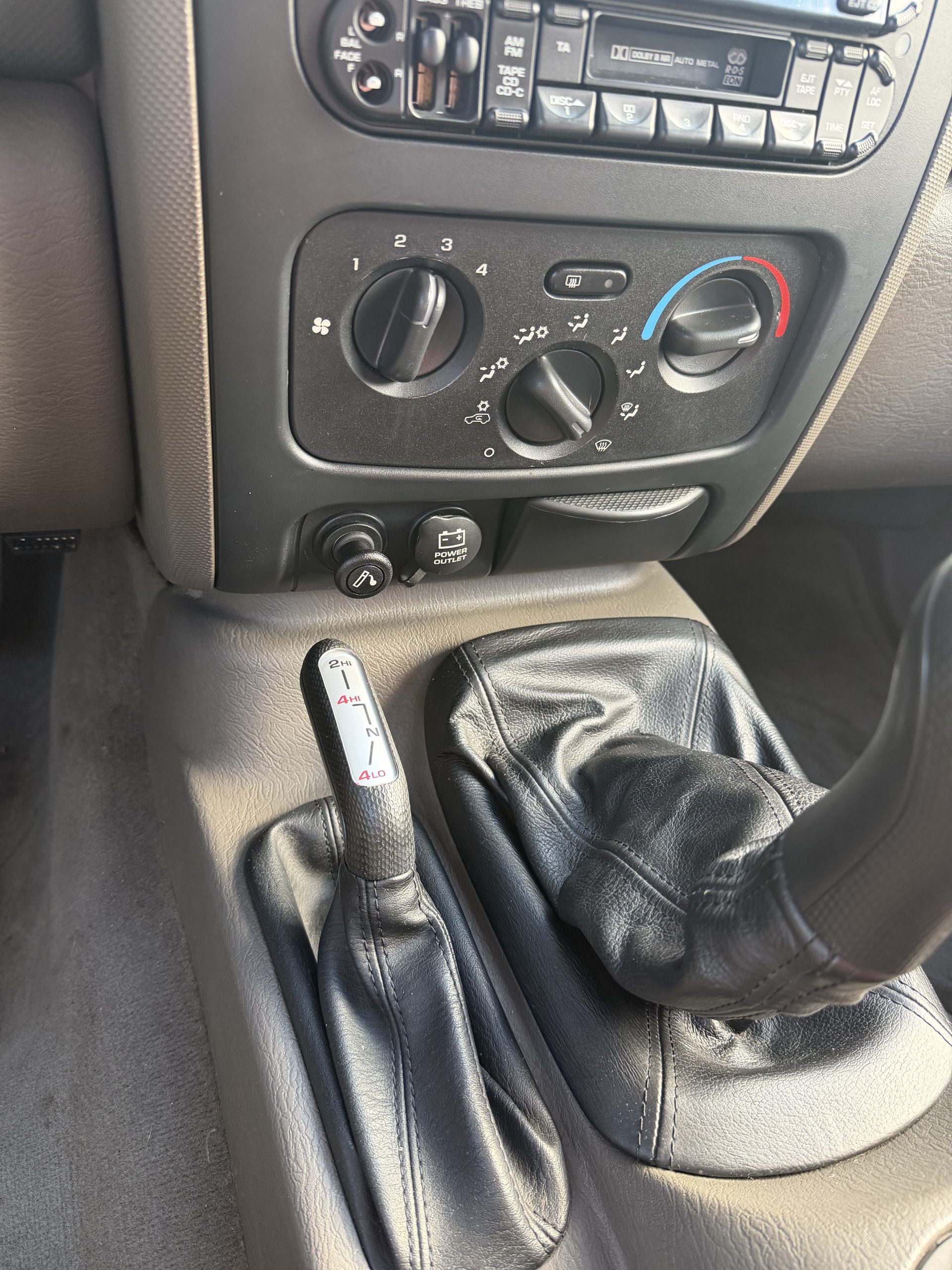 VENDIDO: JEEP CHEROKEE SPORT 2.5 CRD 143CV