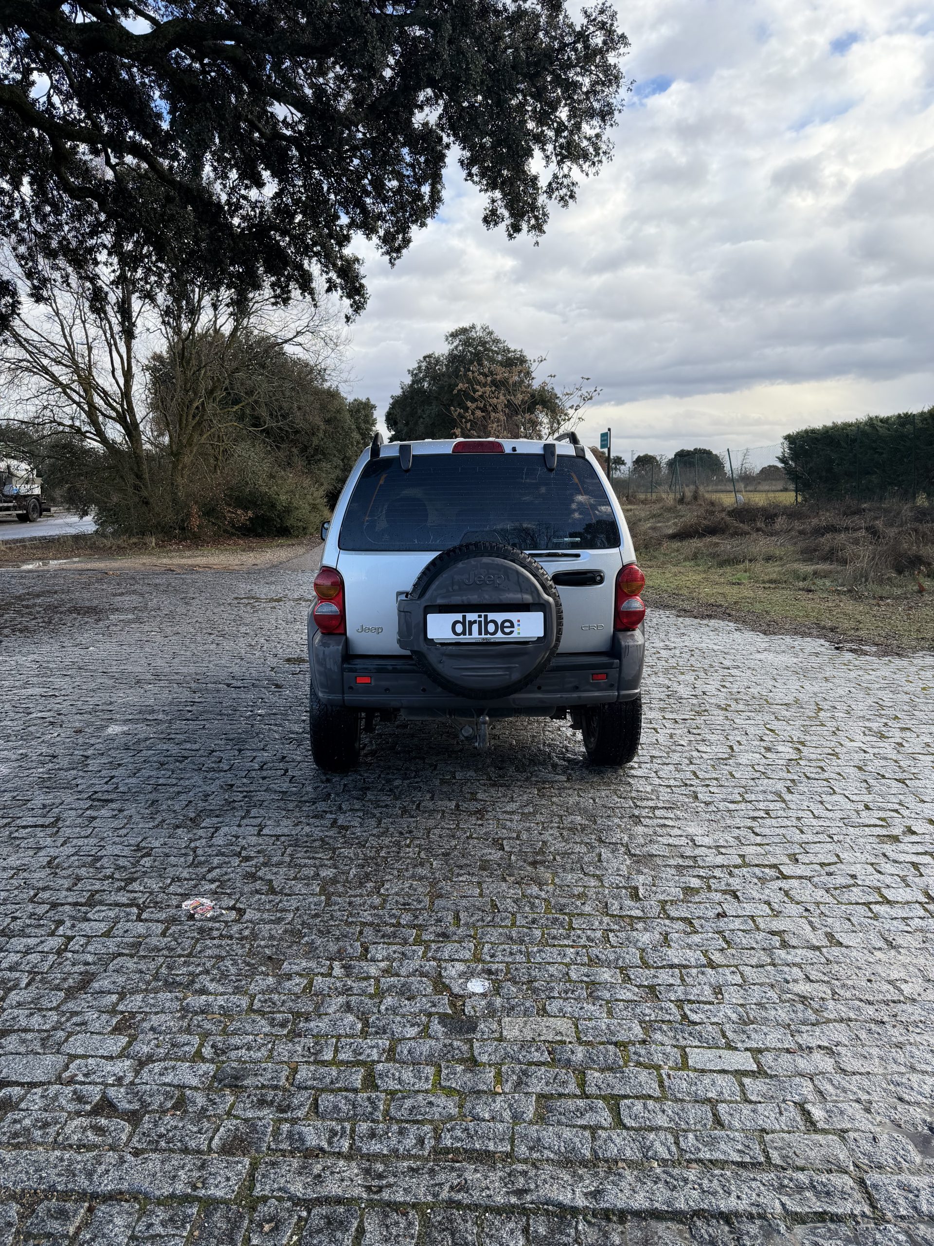 VENDIDO: JEEP CHEROKEE SPORT 2.5 CRD 143CV