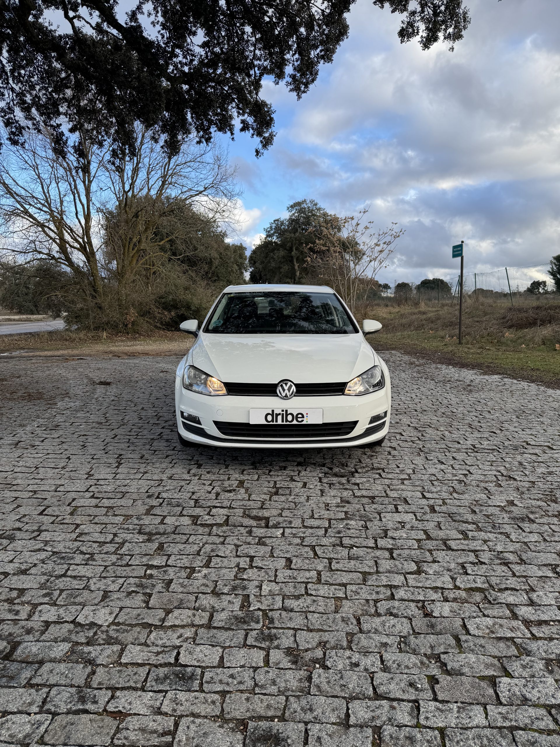 VENDIDO: VOLKSWAGEN GOLF EDITION 1.2 TSI 110CV BMT